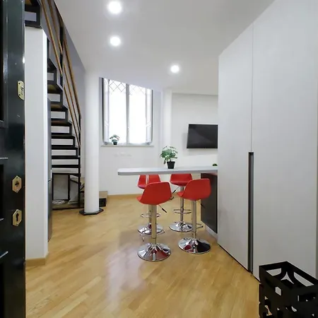 Trevi - Barberini Apartment