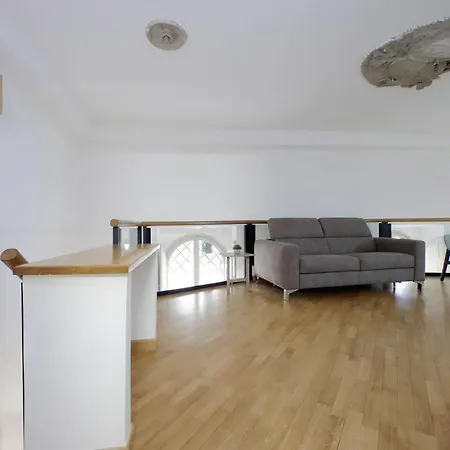 Trevi - Barberini Apartment *