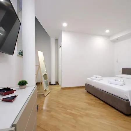 Trevi - Barberini Apartment